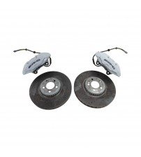 Kit Freio Dianteiro Mercedes GLC43 AMG Discos 365mm Pinças c/ 4 Pistões Kit Freio Dianteiro Mercedes GLC43 AMG Discos 365mm Pinças c/ 4 Pistões