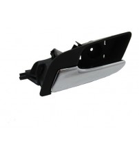 Maçaneta Interna Lado Esquerdo Tracker Ltz 2017 2018 2019 Dianteira/traseira Maçaneta Interna Lado Esquerdo Tracker Ltz 2017 2018 2019 Dianteira/traseira