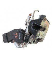 Fechadura Da Porta Traseira Direita Toyota Sw4 1997 A 2002 Fechadura Da Porta Traseira Direita Toyota Sw4 1997 A 2002
