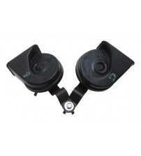 Par De Buzinas Originais Grand Cherokee 2014 2015 2018 Par De Buzinas Originais Grand Cherokee 2014 2015 2018