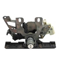 Mecanismo Maçaneta Trava Elétrica Porta Malas Passat 1999/04 Mecanismo Maçaneta Trava Elétrica Porta Malas Passat 1999/04